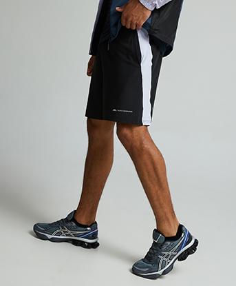 Monterrain Lyder 3.0 Woven Running Short in Jet Black / Purple Heather
