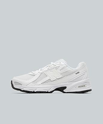 New Balance Womens 740 Trainer in White / White