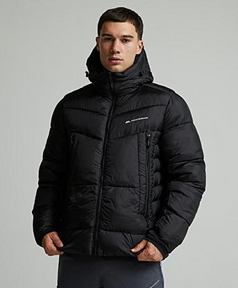 Monterrain Blanc 2.0 Puffer Jacket in Jet Black