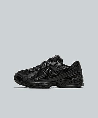 New Balance Infant 740 Trainer in Black Cement