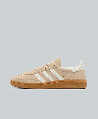 adidas Originals Junior Handball Spezial Trainer in Magbei / Off White / Gum 3