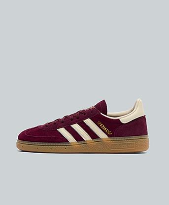 adidas Originals Womens Handball Spezial Trainer in Maroon / Cream White