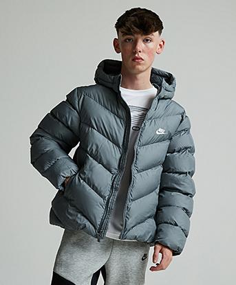 Nike Junior Puffer Jacket in Smoke Grey / White