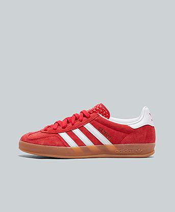 adidas Originals Junior Gazelle Indoor Trainer in Better Scarlet / Footwear White / Gum 2
