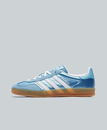 adidas Originals Womens Gazelle Indoor Trainer in Blue / Footwear White