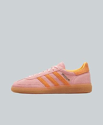 adidas Originals Womens Handball Spezial Trainer in Glow Pink / Flash Orange / Gum 1