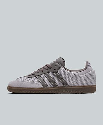 adidas Originals Samba OG Trainer in Glory Grey / Charcoal / Gum