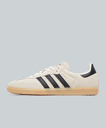adidas Originals Samba OG Leather Trainer in Grey One / Black / Carbon