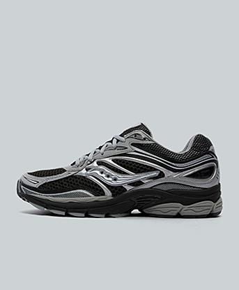 Saucony ProGrid Omni 9 OG Trainer in Black / Silver