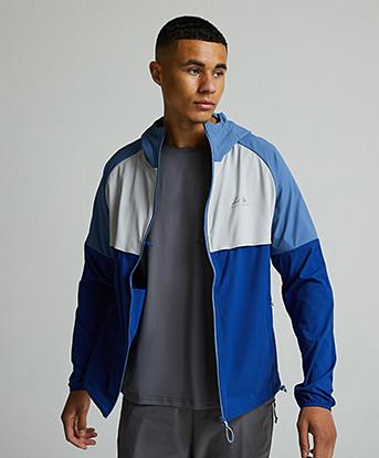 Trailberg Vista Windbreaker Jacket in Space Blue / Blue Essence / Pixel Grey