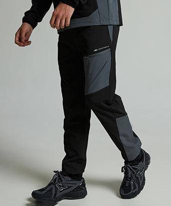Monterrain Junior Deflect 2.0 Woven Running Pant in Jet Black / Iron Gate