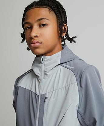 Monterrain Junior Deflect 2.0 Woven Running Jacket in Night Owl / Harbor Mist / Black