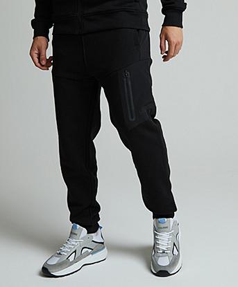 Metissier Silvar Zip Pocket Jogger in Black