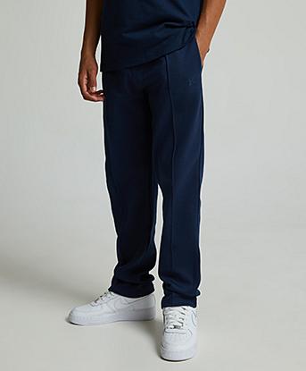Closure London Junior Pin Tuck Jogger in Navy
