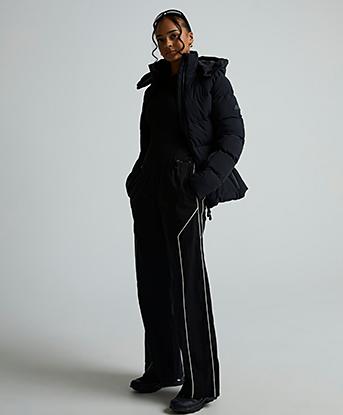 Alpyrex Womens Nordic Puffer Jacket in Jet Black