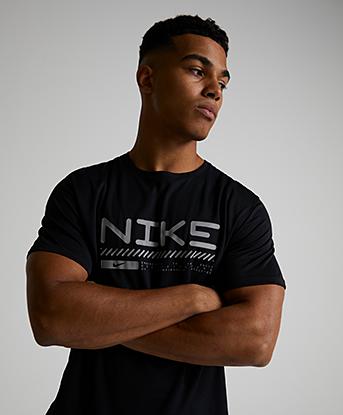 Nike Miler Winter HBR T-Shirt in Black
