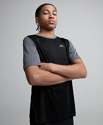 Black / Urban Smoke