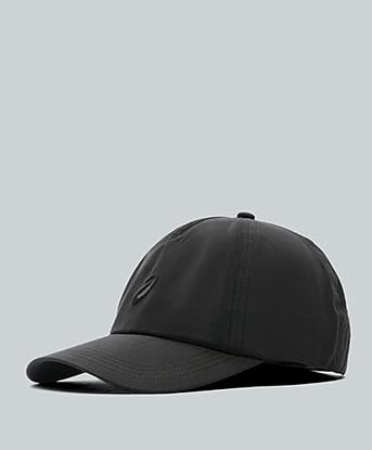 Asics Essential Cap in Performance Black