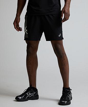 Asics Icon 7 Inch Short in Performance Black