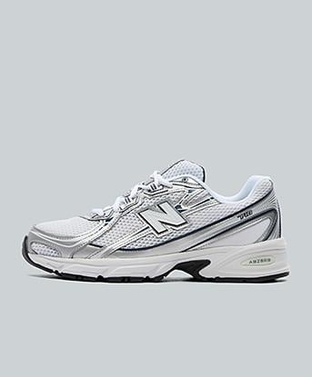 White / Navy / Shadow Grey