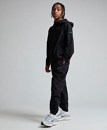 Nike Junior Challenger Woven Pant in Black