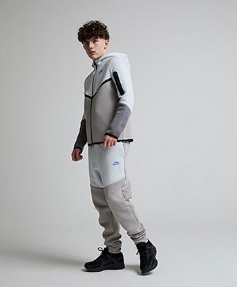 Nike Junior Tech Fleece Jogger in College Grey / Photon Dust / Sapphire