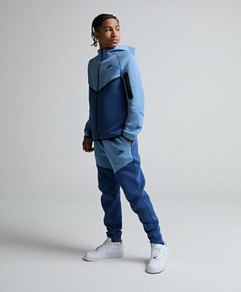 Nike Junior Tech Fleece Jogger in Mystic Navy / Work Blue / Black