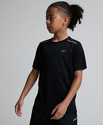 Nike Junior Miler T-Shirt in Black / Reflective Silver