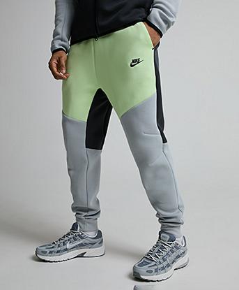 Nike Tech Fleece Jogger  in Light Liquid Lime / Anthracite