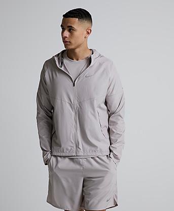 Nike Repel Miler Windbreaker Jacket in Moon Particle / Reflective Silver