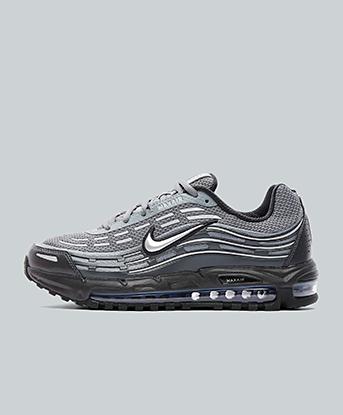 Nike Air Max TL 2.5 Trainer in Anthracite / Metallic Silver / Royal Blue.