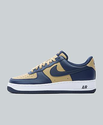 Nike Air Force 1 Low Trainer in Parachute Beige / Obsidian Navy / White