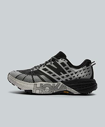 Hoka Speedgoat 2 Trainer in Black / Stardust Silver