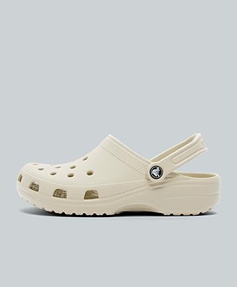 Crocs Womens Classic Clog in Bone