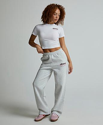 Dès Vu Womens Your Aura Baby T-Shirt in White / Deep Berry / Baby Pink