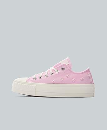 Converse Womens Chuck Taylor All Star Ox Lift Trainer in New Found Bloom / Egret / Bead