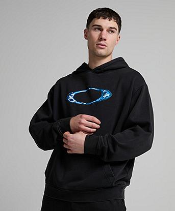 Oakley Liquid Ellipse Hoodie in Pitch Black