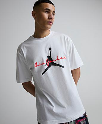 Jordan Brooklyn 85 AJ6 T-Shirt in White / Infrared 23