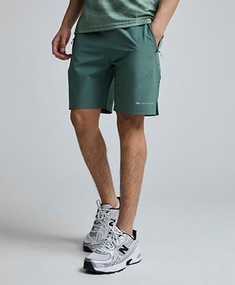 Monterrain Vapor Woven Running Short in Escape Green