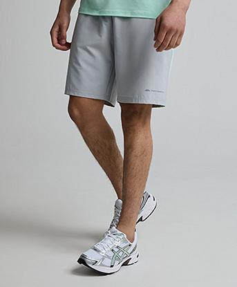 Monterrain Lyder 3.0 Woven Running Short in Salted Fog / Stream Green