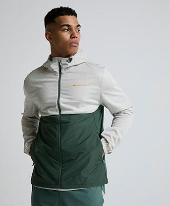 Monterrain Divide Windrunner in Escape Green / Frosted Aspen