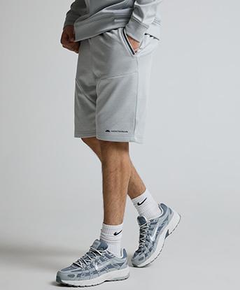 Monterrain Speed 2.0 Poly Fleece Short in Salted Fog Melange