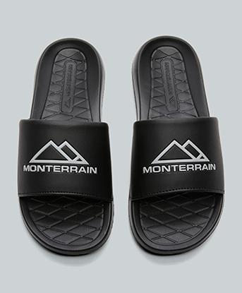 Jet Black / Jet Black / Harbor Mist