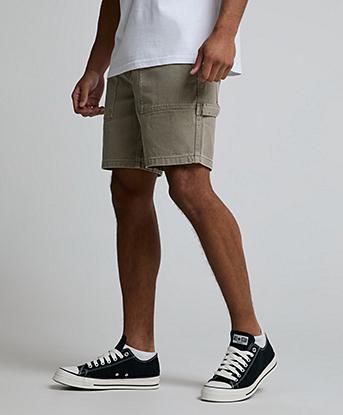 Celebre Twill Carpenter Short in Basil Smoke