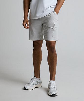 Celebre Tech Cargo Short in Winter Ash