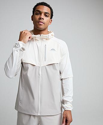 Trailberg Cloud Hoodie in Pebblestone / Frosted Ridge