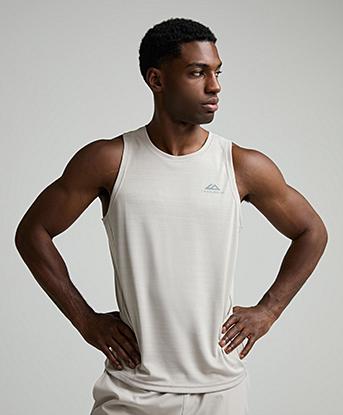 Trailberg Cloud Vest in Pebblestone / Frosted Ridge