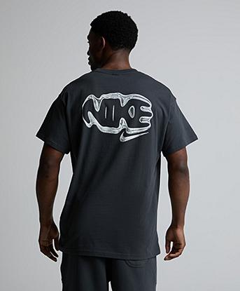Nike Street Fleece GFX T-Shirt in Anthracite