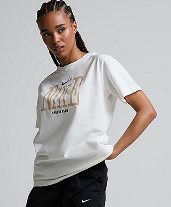 Nike Womens Phoenix HBR Inconnect T-Shirt in Sail