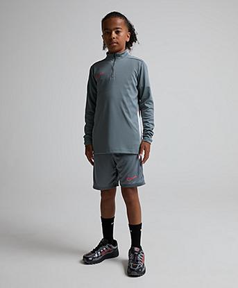 Smoke Grey / White / Hot Punch